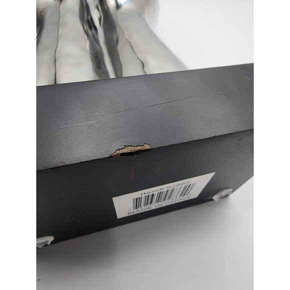 12 Ceramic Head in Hands Sculpture - Picture 4 of 4